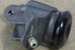 Hjulcylinder, Vänster Fram, Nedre