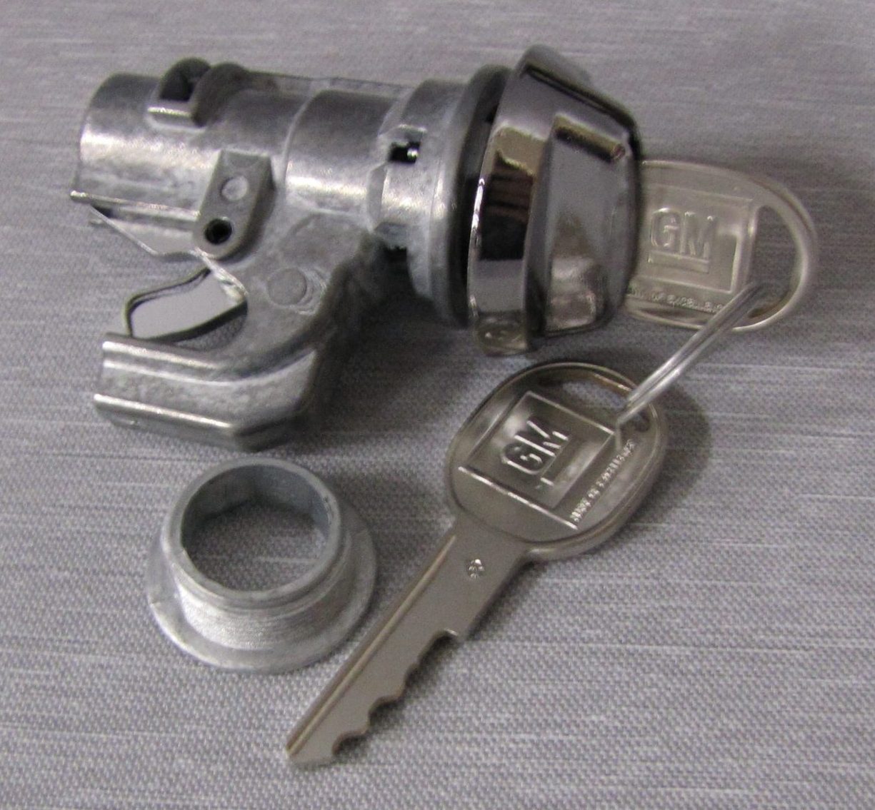 Handskfackslås 1968-79 GM