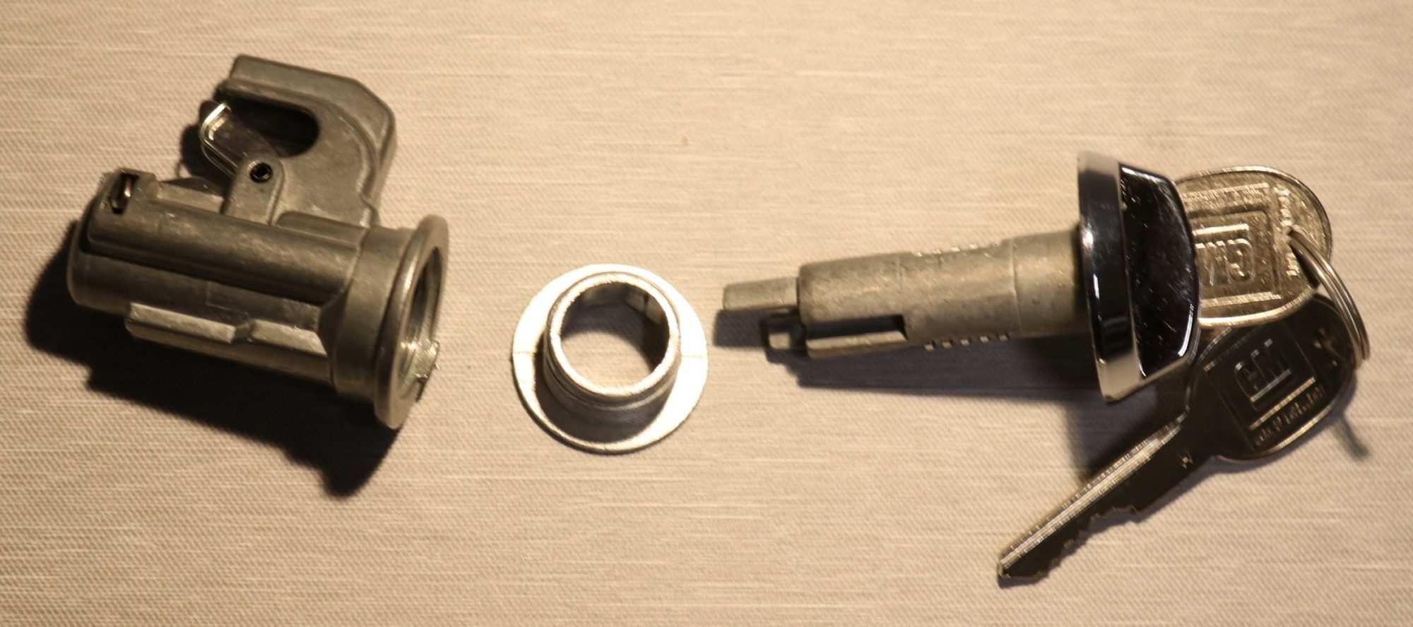 Handskfackslås 1970-81 GM