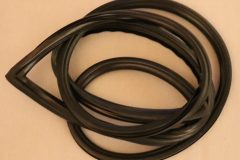 Vindrutelist 1967-70 Chevrolet Pick-Up  med kromlist