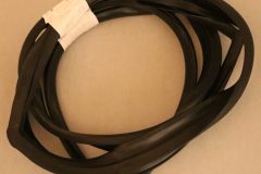 Vindrutelist 1965-68 Mopar HT & conv.