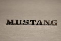 Emblem "Mustang"