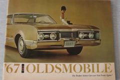 Försäljningsbroschyr Oldsmobile 1967