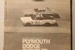 Petersen´s Complete Book Of Plymouth, Dodge, Chrysler