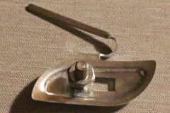 Clips framskärmslist 1955-56 Fairlane