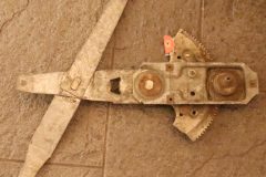 Fönstermekanism Vänster Bak 1967 Dart Barracuda Valiant 2dht